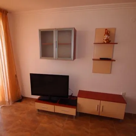 Private In Manastira سفيتي فلاس